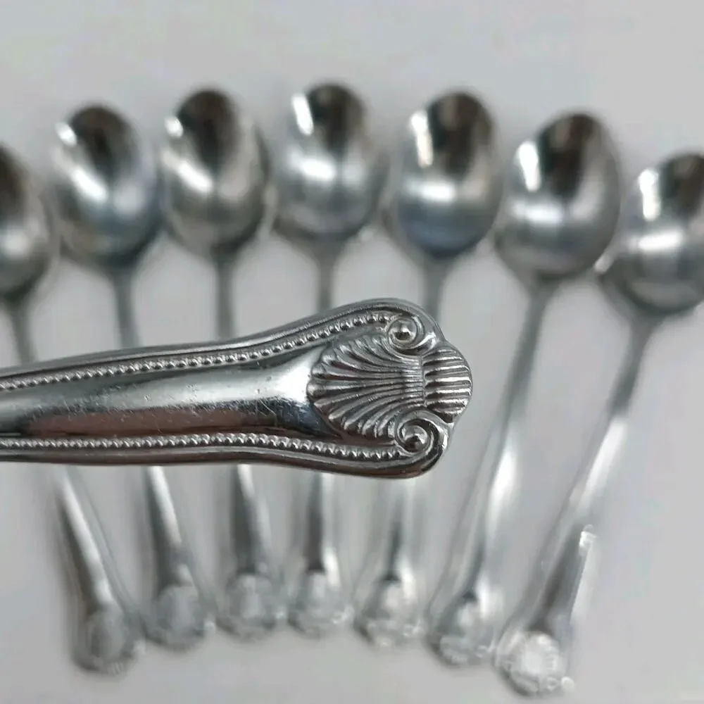 8X Tsp TOWLE Supreme STUART SHELL Stainless Teaspoons